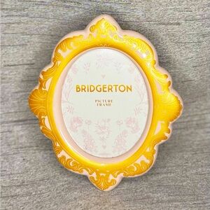 NWT Bridgerton Pink & Gold Picture Frame w Scalloped Edge - 5”